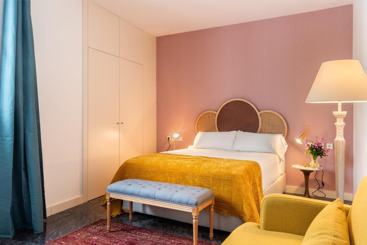 Casas De Adriano Apartment Seville Luaran gambar