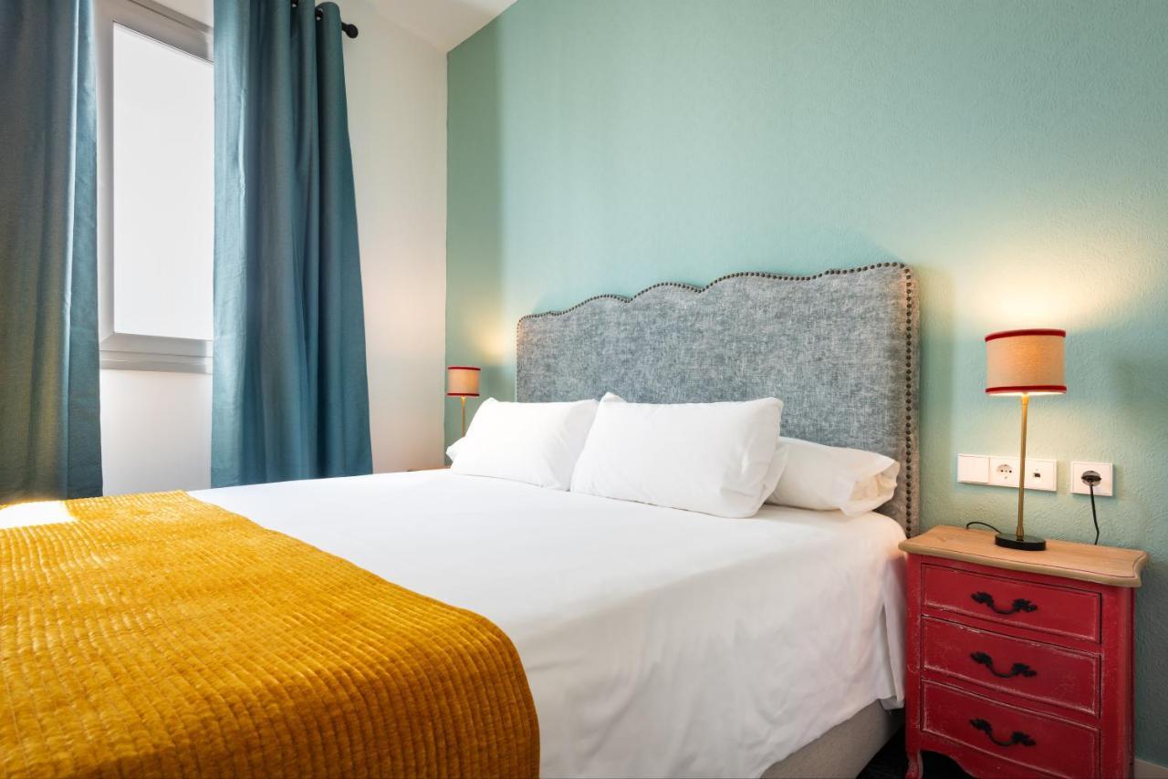 Casas De Adriano Apartment Seville Luaran gambar