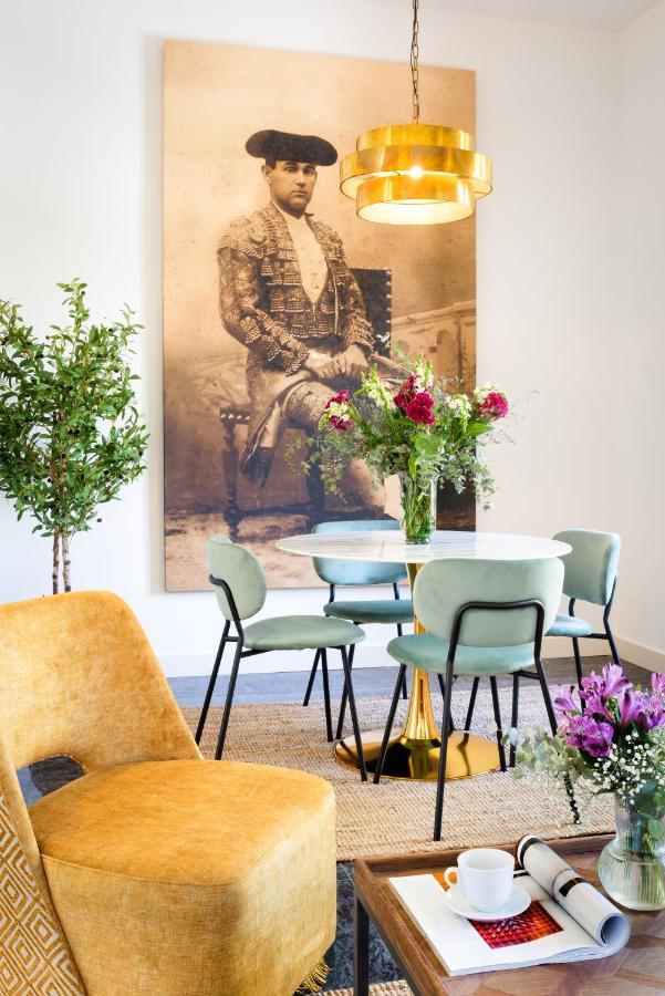 Casas De Adriano Apartment Seville Luaran gambar