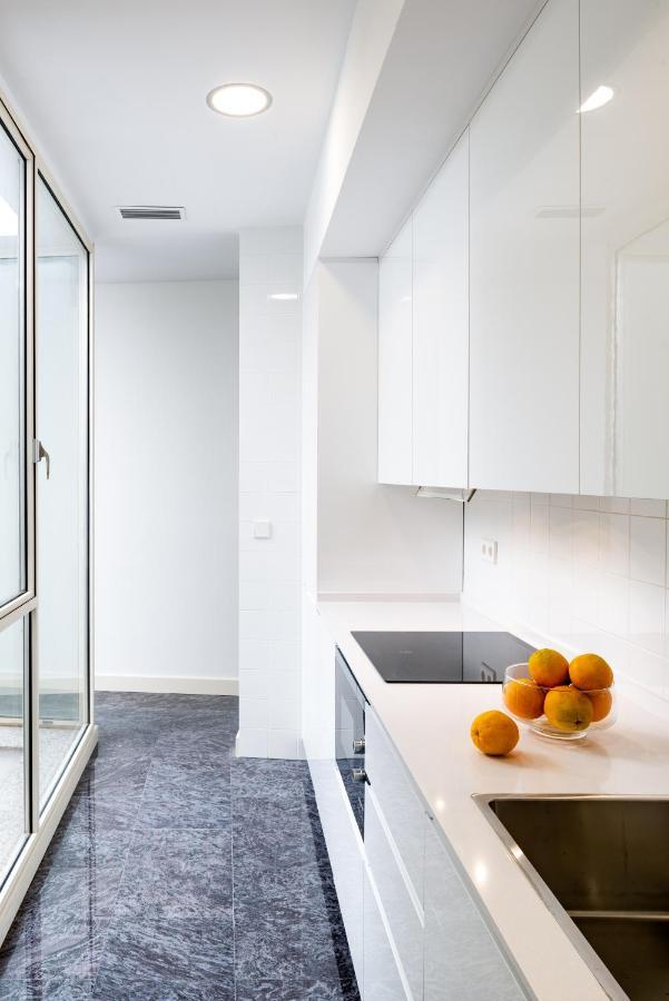 Casas De Adriano Apartment Seville Luaran gambar